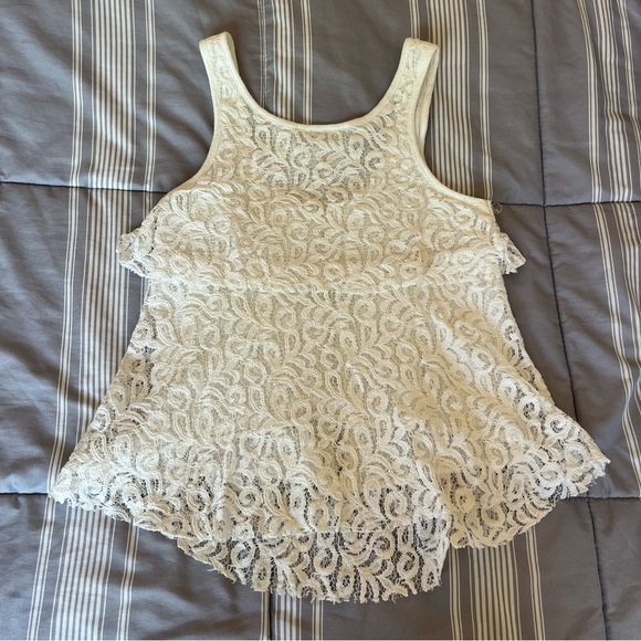Philosophy lace zippered tank top - Picture 3 of 8